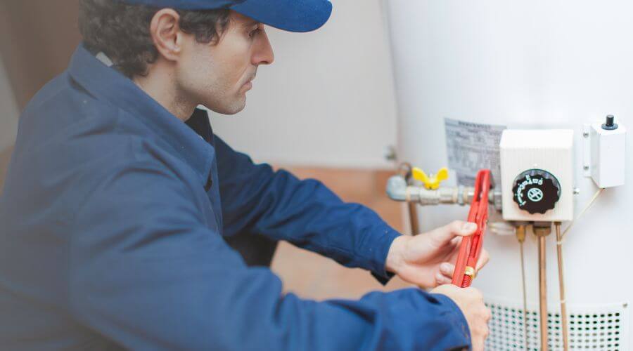 Local annual plumbing maintenance in Putnamville, IN